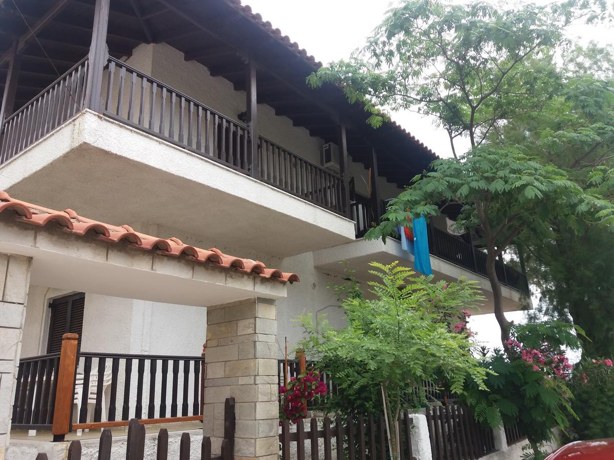House Kosmas On The Beach Sarti Exterior photo